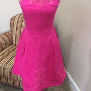 Lilly Pulitzer Dress Size 12!!
Worn once!!